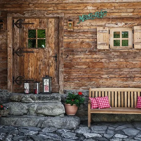 Garni Hubertushof 3*