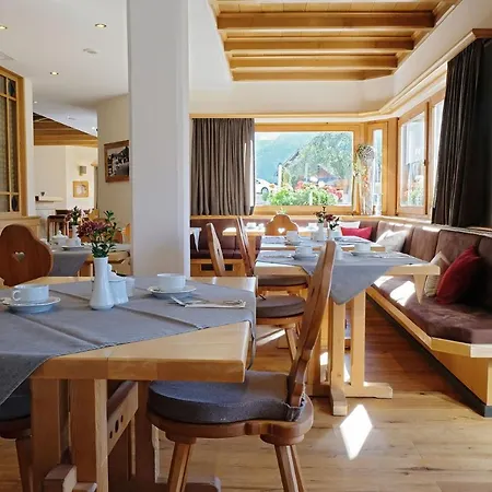 Garni Hubertushof 3*