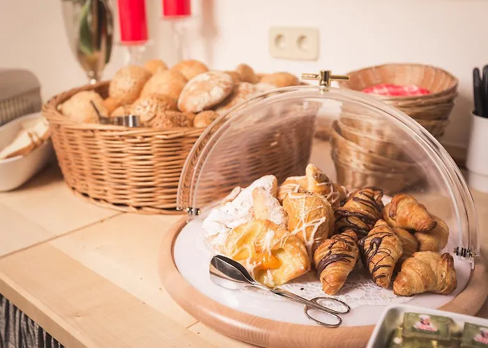 Garni Hubertushof 3* فس